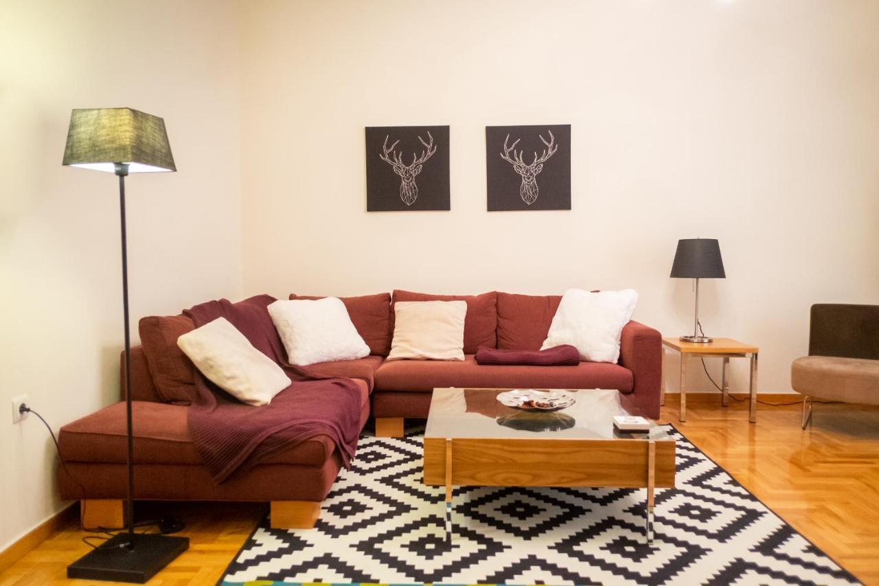 Two Bedroom Apt In Syntagma - Ermou Area أثينا المظهر الخارجي الصورة