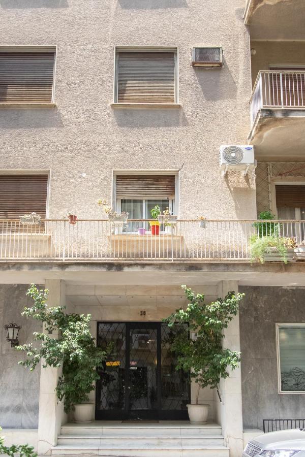 Two Bedroom Apt In Syntagma - Ermou Area أثينا المظهر الخارجي الصورة