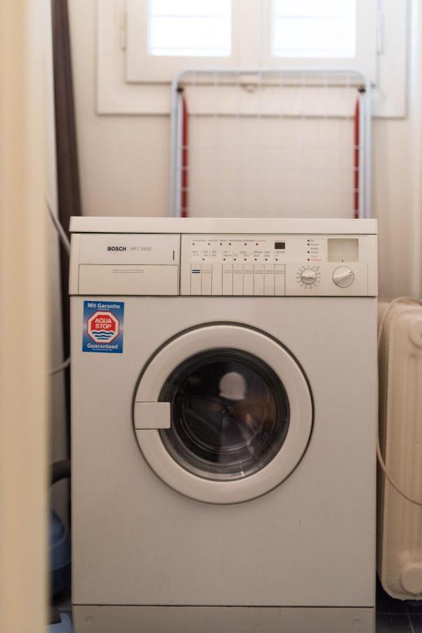Two Bedroom Apt In Syntagma - Ermou Area أثينا المظهر الخارجي الصورة