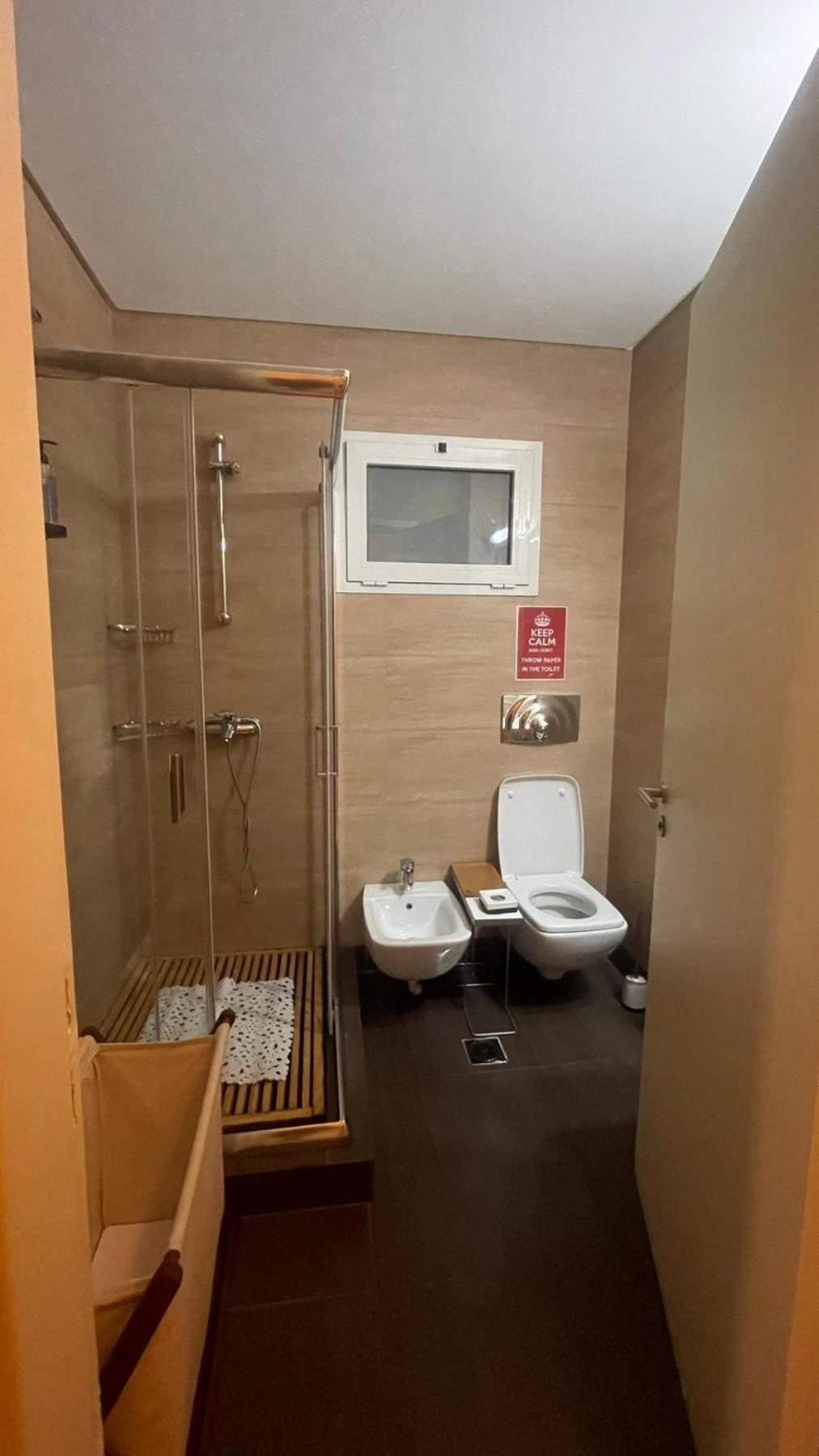 Two Bedroom Apt In Syntagma - Ermou Area أثينا المظهر الخارجي الصورة